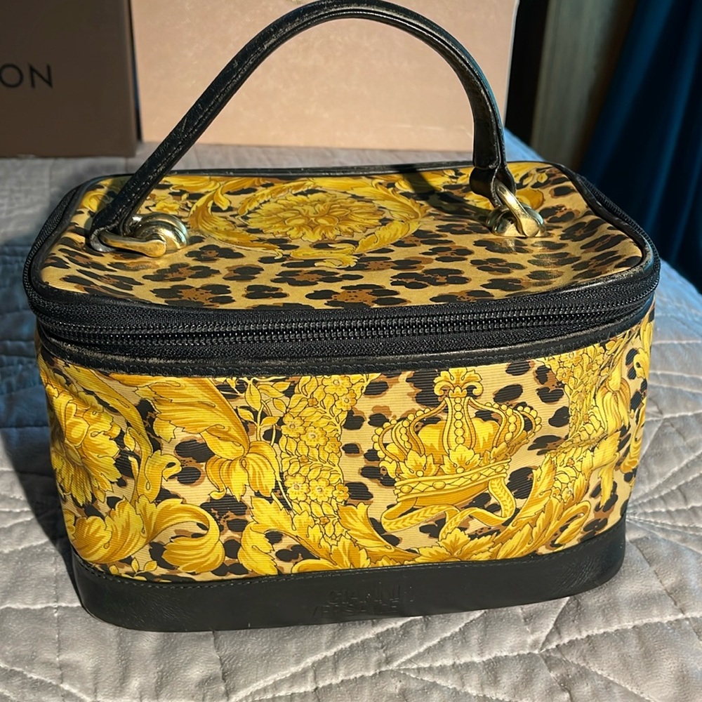 Gianni Versace Makeup Train Case - image 1